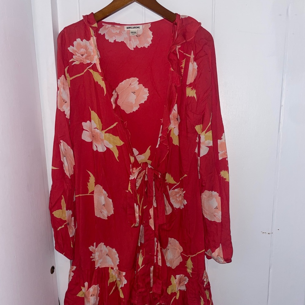 Billabong wrap dress